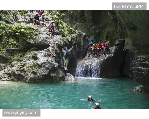 极限挑战与人生哲学吴芳的深度对话与运动探索之旅